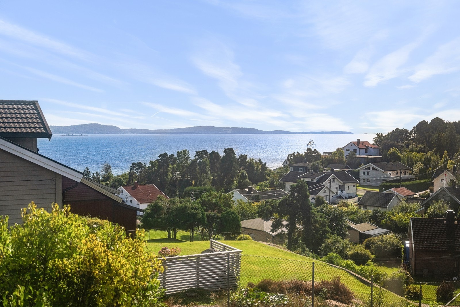Velkommen til Ekornveien 34, presentert av Jostein Sommervoll i Nordvik. Galleribilde