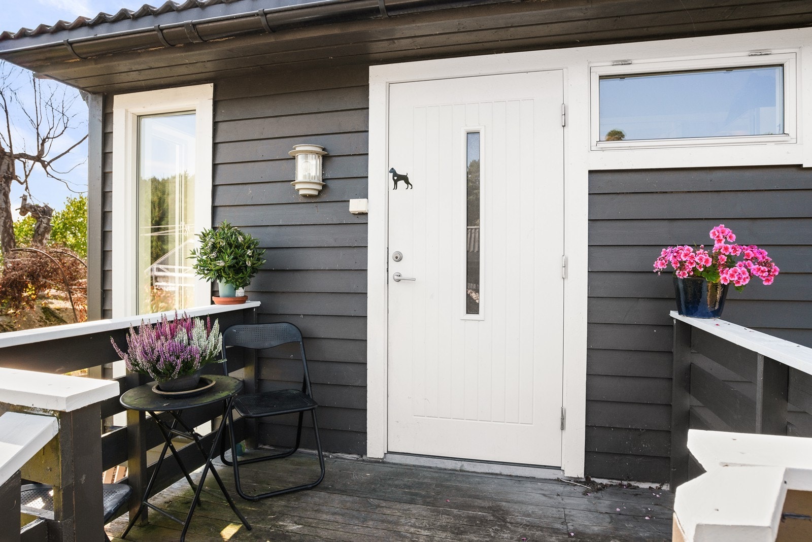 Inngangspartiet til hovedetasjen. Galleribilde