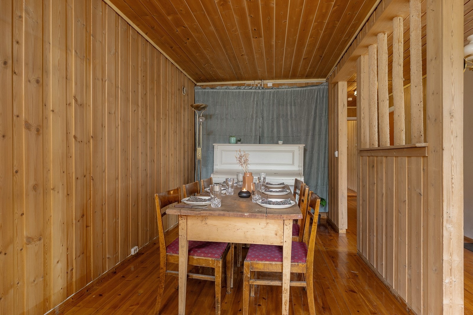 God plass til spisemøblement Galleribilde