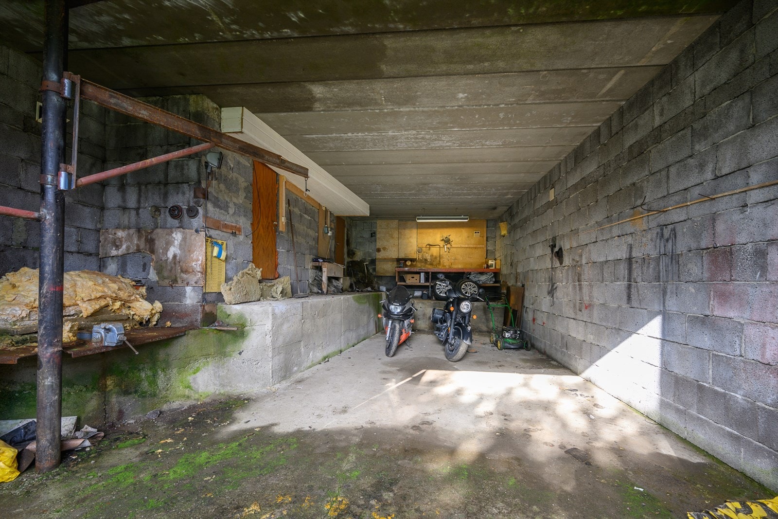 Garasje i bygningskroppen Galleribilde