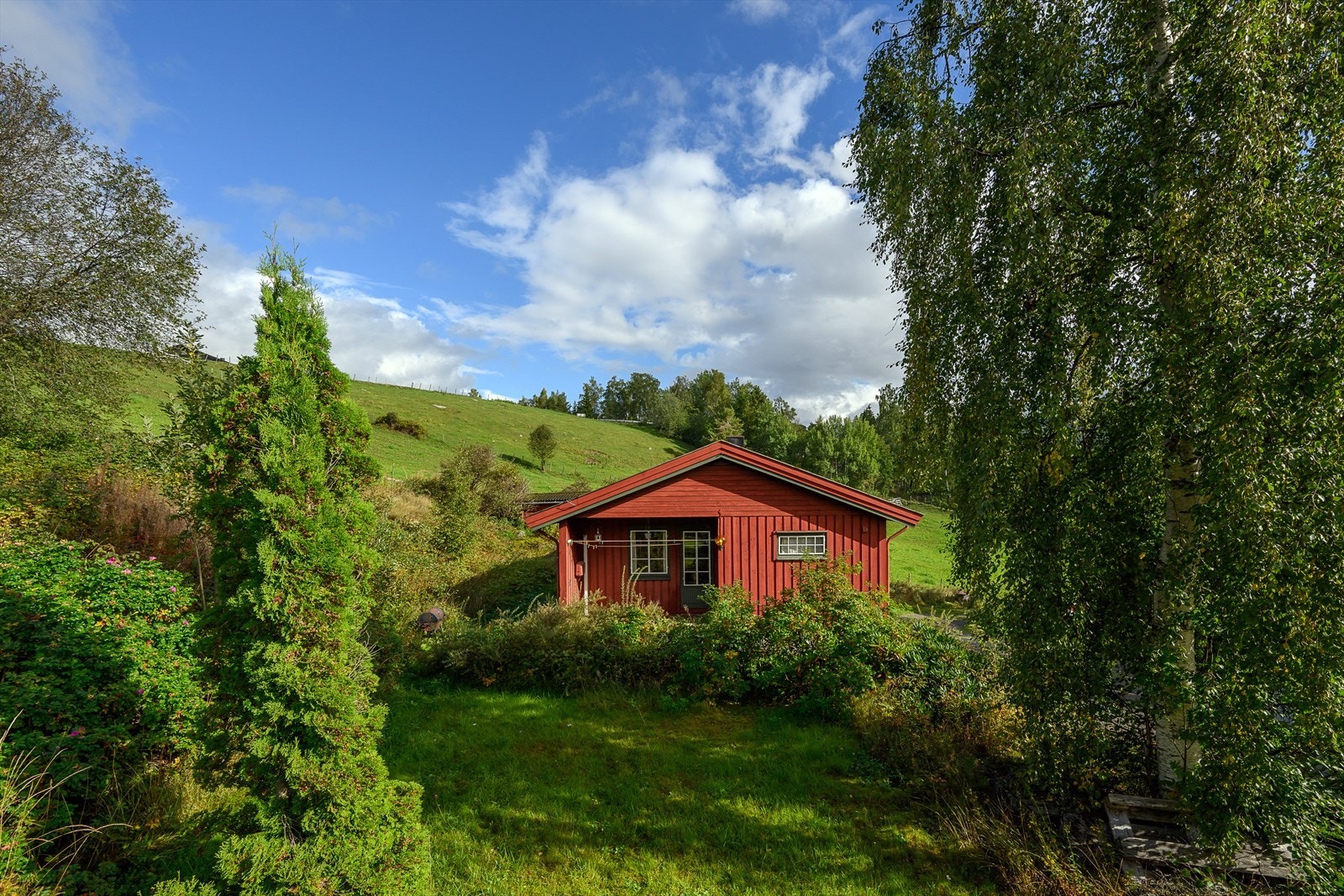 Fra balkongen er det adkomst til hagen Galleribilde
