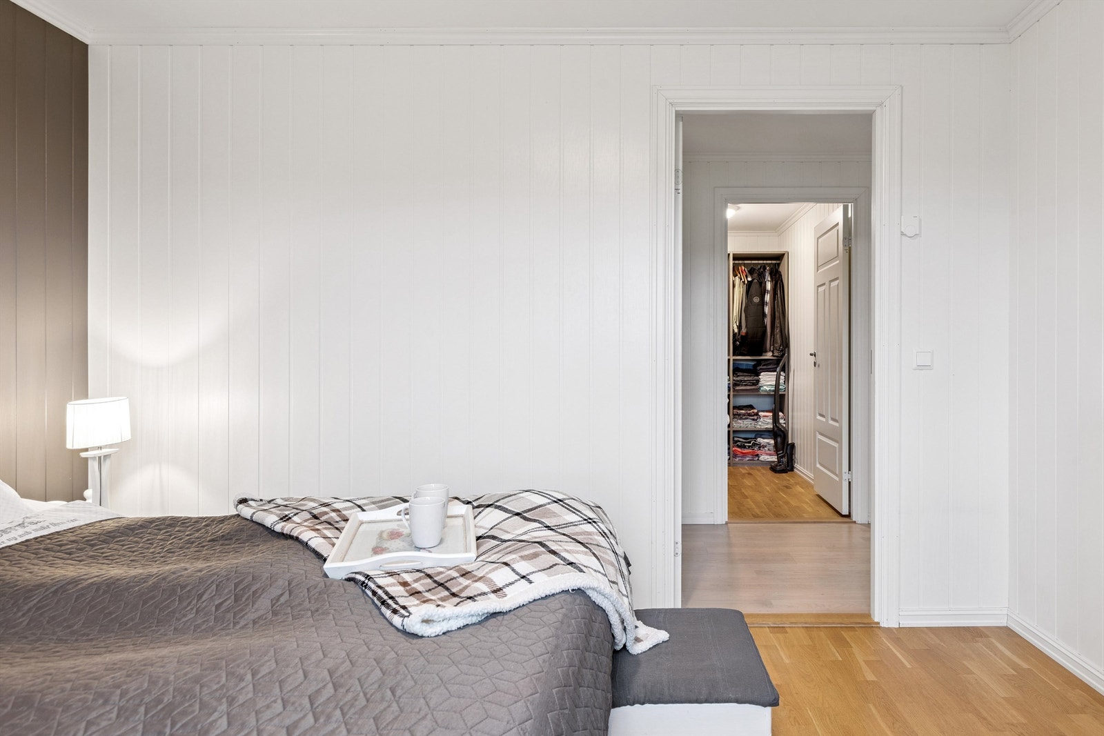 Like utenfor hovedsoverommet er det et praktisk walk-in-closet. Galleribilde