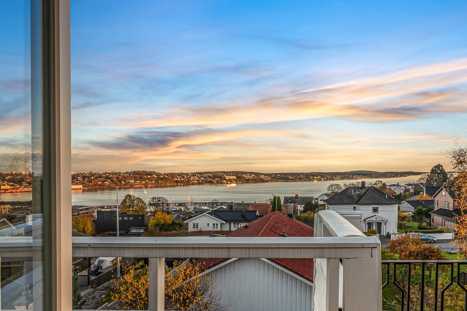 Velkommen til Framnesveien 14 formidlet av Nordvik v/Kent Yuen! Galleribilde