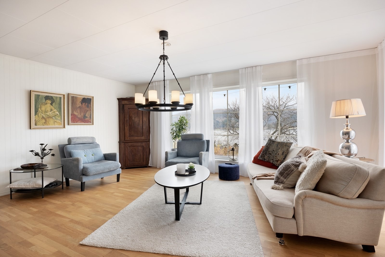 Bustaden har innlagt fiber frå Sognenett og balansert ventilasjonsanlegg. Galleribilde