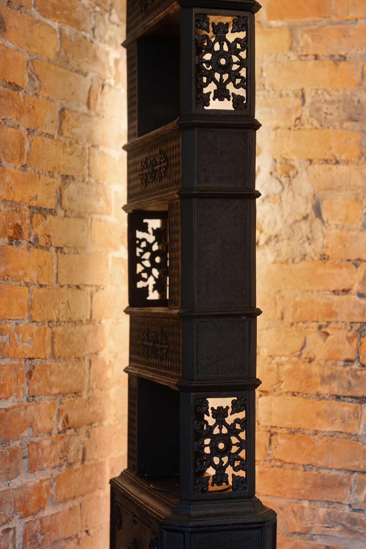 Nydelig støpejernsovn. Galleribilde