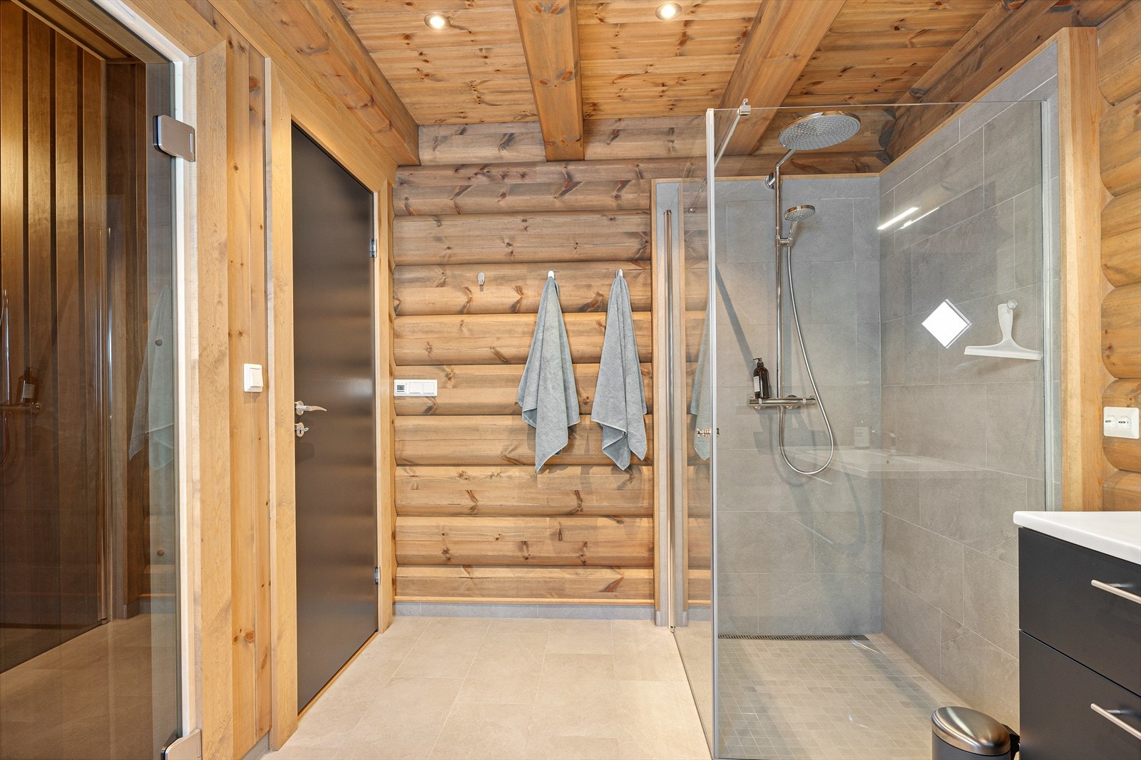 Fine material- og fargevalg Galleribilde