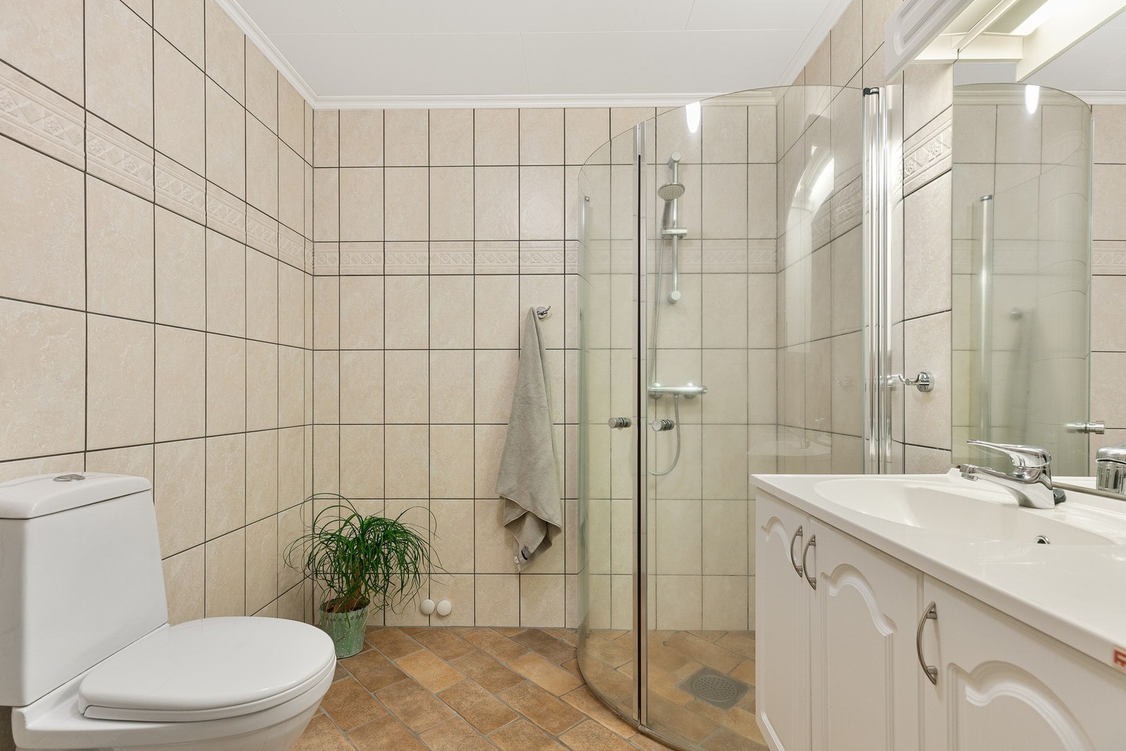 Opplegg for vaskemaskin - praktisk løsning i hverdagen. Galleribilde