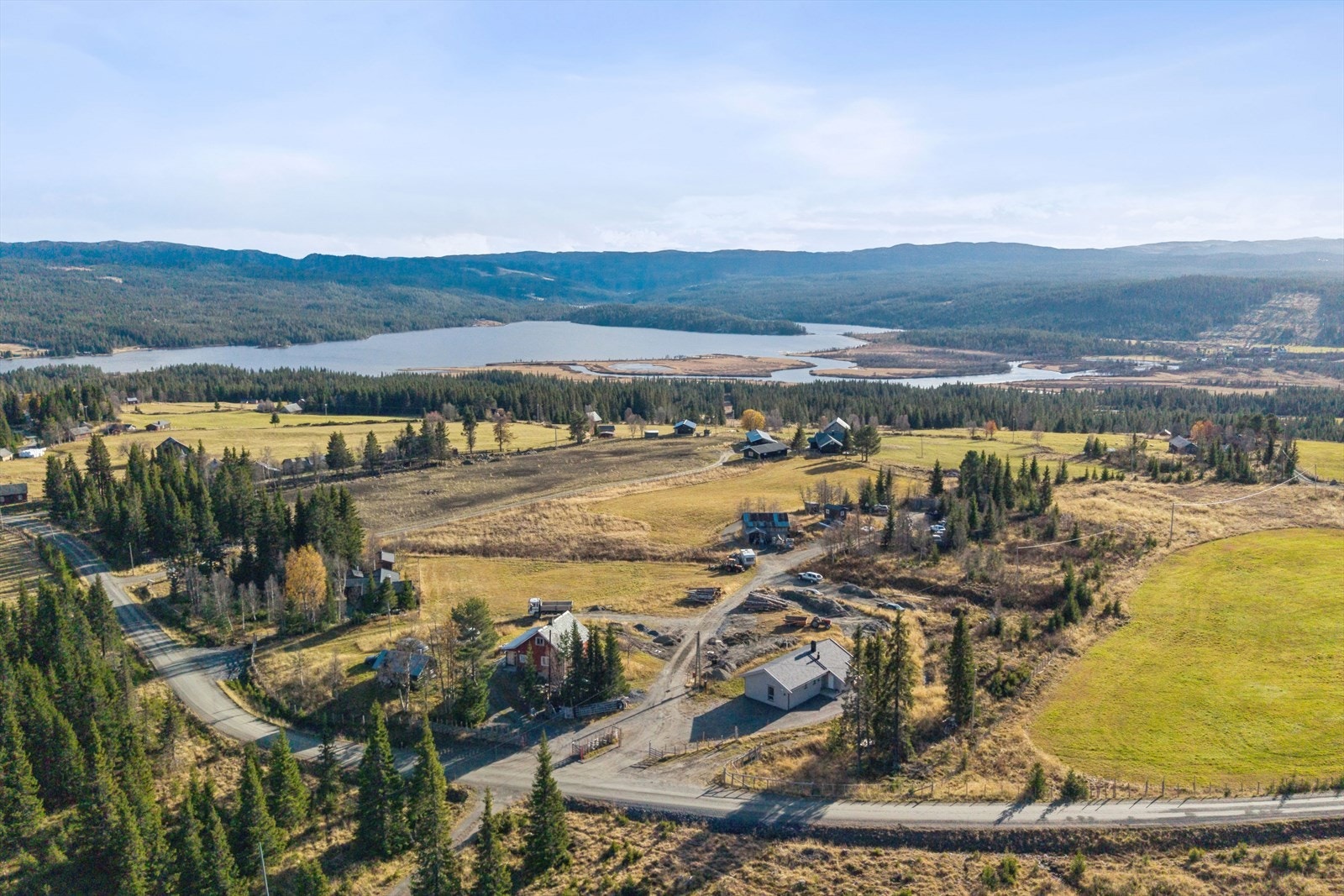 Vakre Tisleidalen er kjent for sine fantastiske turmuligheter og varierte naturopplevelser året rundt. Galleribilde