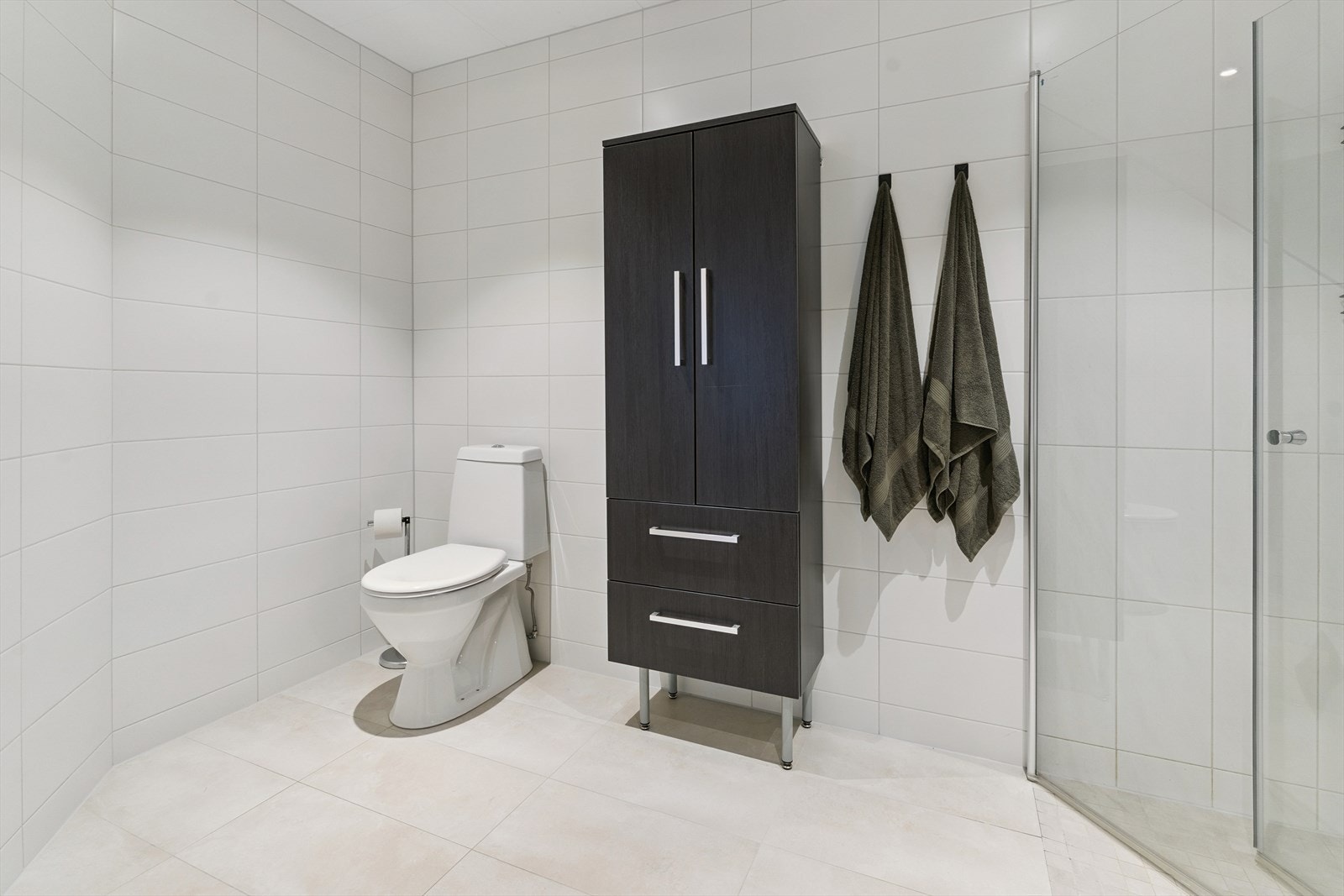 Varmekabler i gulv på bad Galleribilde