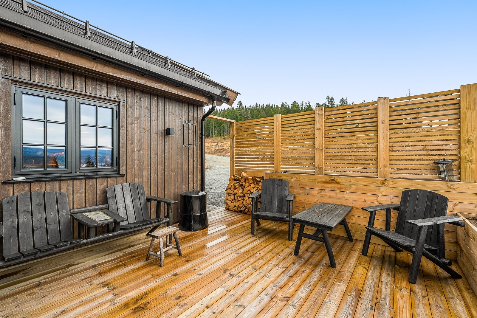 Skjermende levegg. Galleribilde