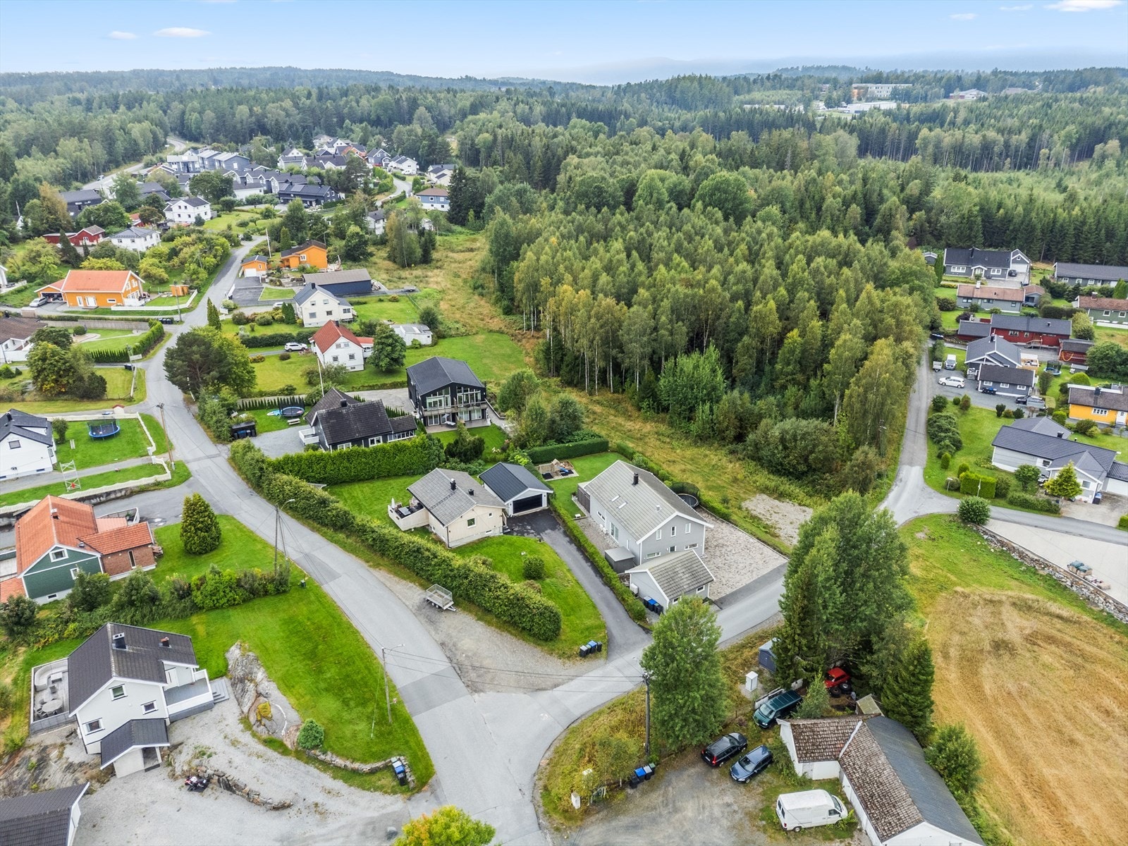 Vel etablert nabolag med kort vei til Vestby sentrum Galleribilde