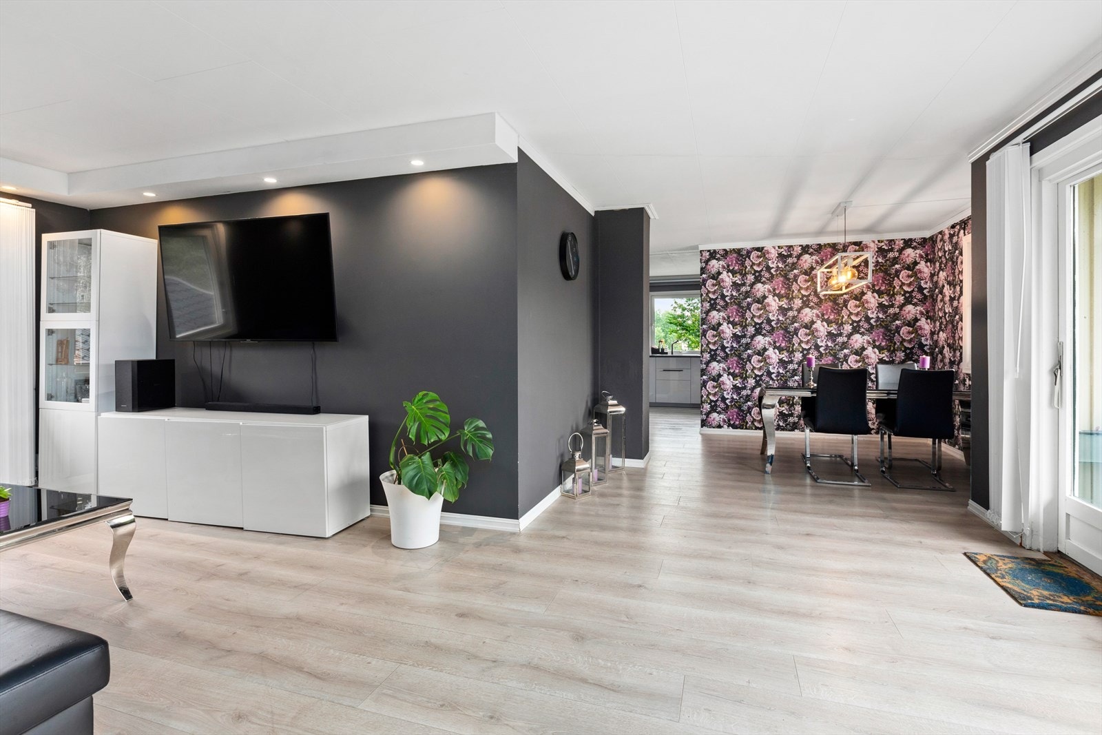 Lyse og store rom Galleribilde