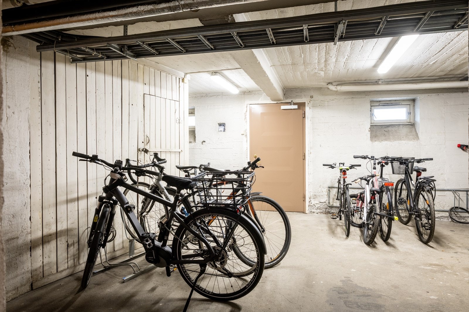 Borettslaget har både innendørs og utendørs sykkelparkering. Galleribilde