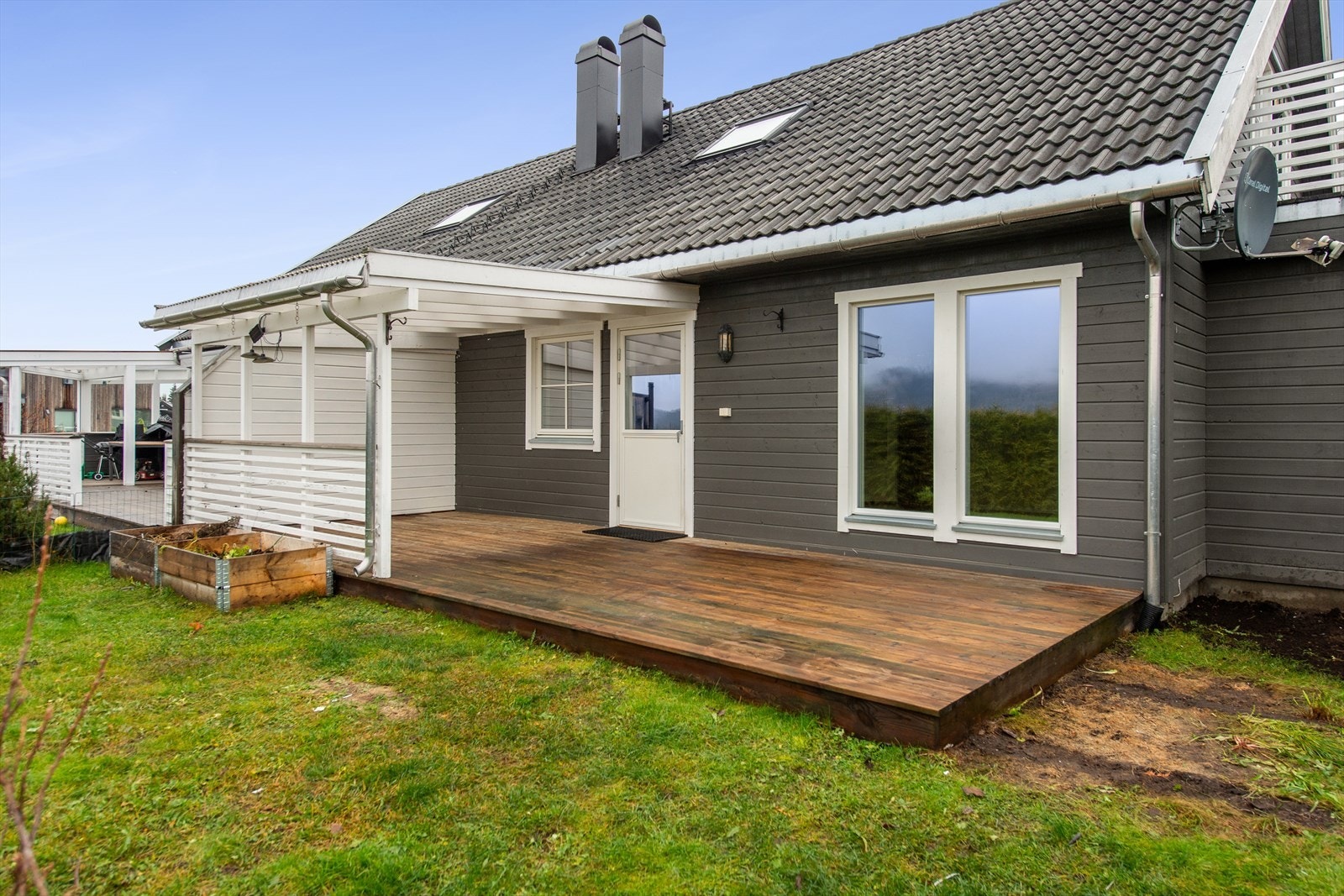 Delvis overbygget terrasse Galleribilde