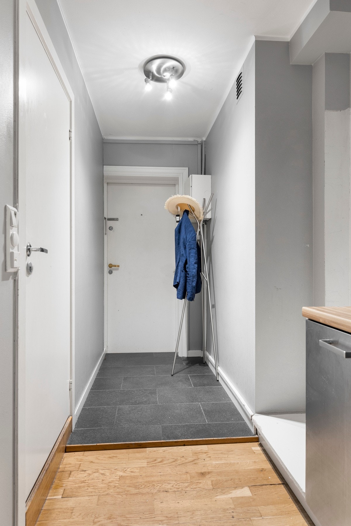 Entré. Galleribilde