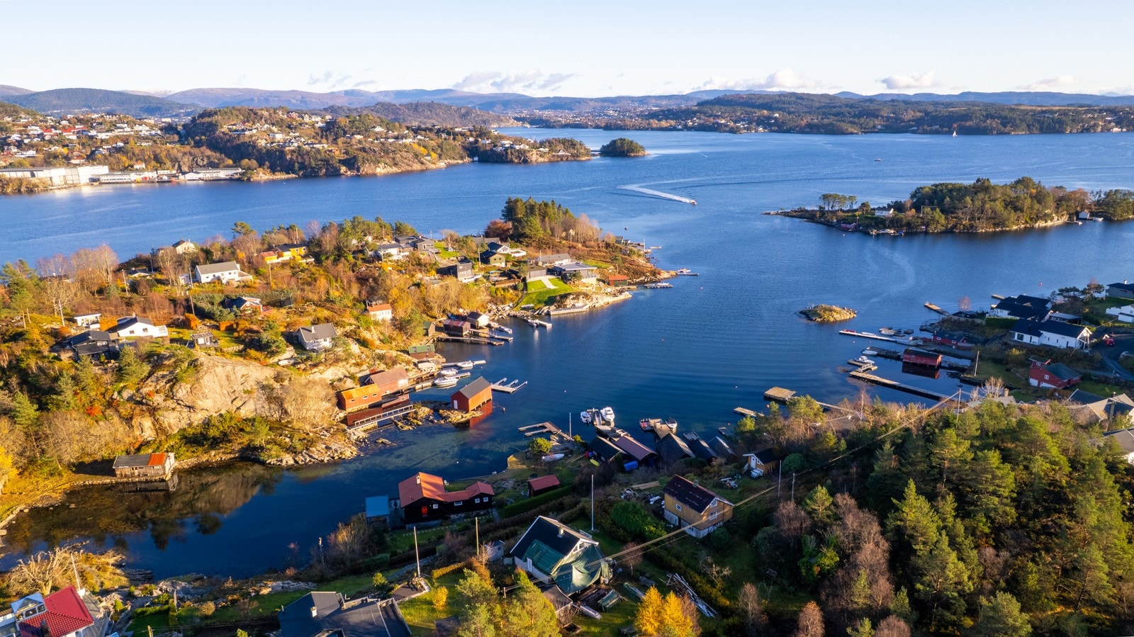 En tomt hvor du kan bygge mer enn et hus - du kan bygge et hjem. Galleribilde