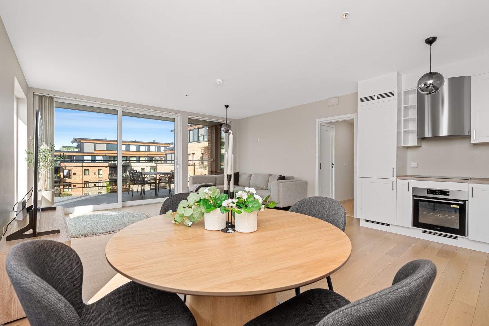 Fra stuen er det utgang til.. Galleribilde