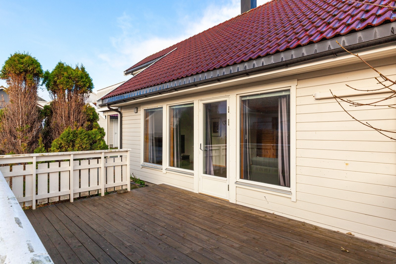 Vennligst les utleieprospektet for fullstendige opplysninger og vilkår for leie av denne boligen. Utleieprospektet ligger tilgjengelig for nedlasting i annonsen. Galleribilde