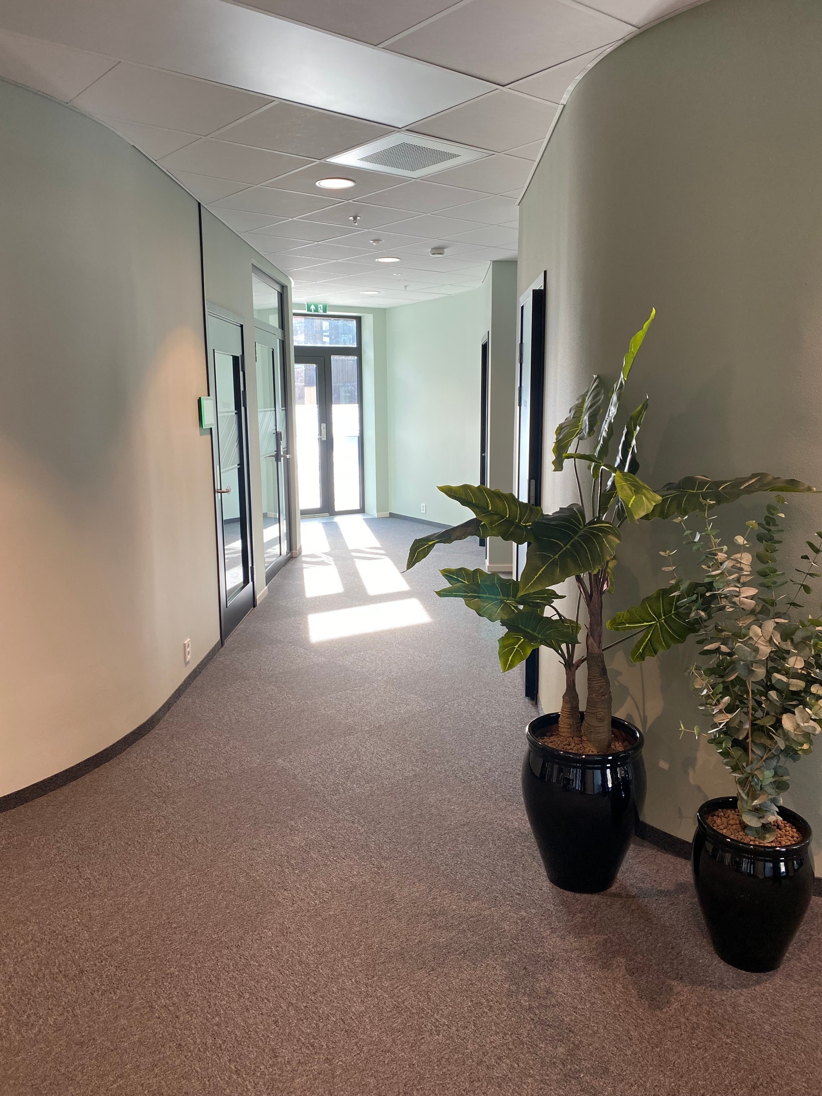 Utgang til takterrasse fra kontorfellesskapet Galleribilde