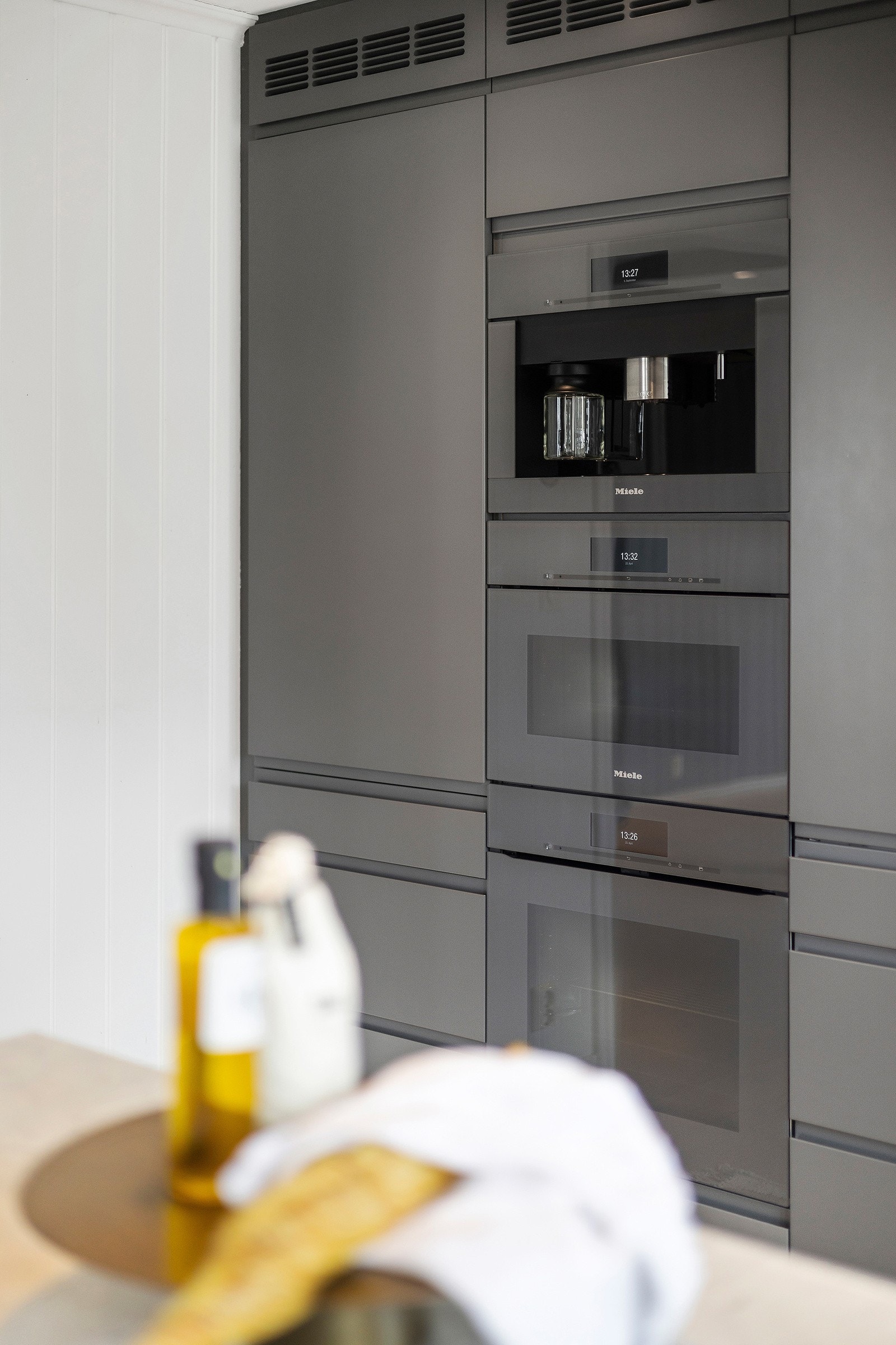 Det er kvalitetshvitevarer på kjøkkenet som medfølger. Galleribilde