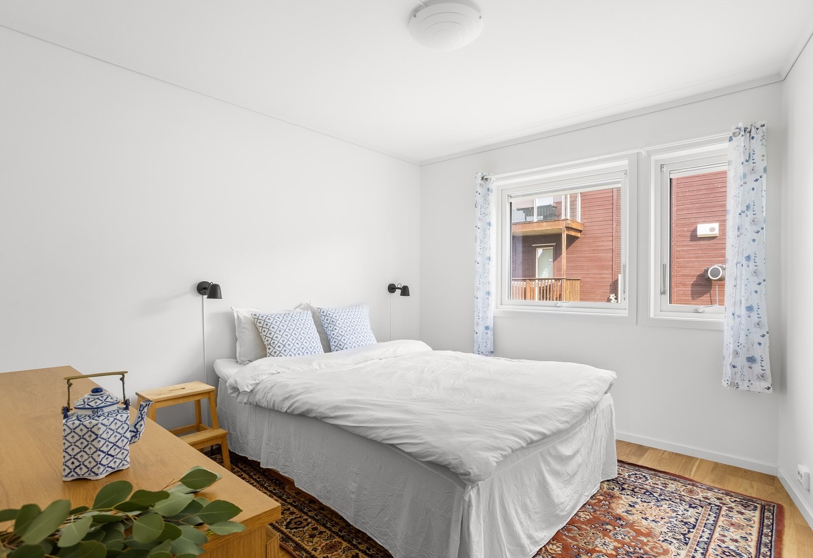 Leiligheten har et lyst og fint soverom av god størrelse. Galleribilde