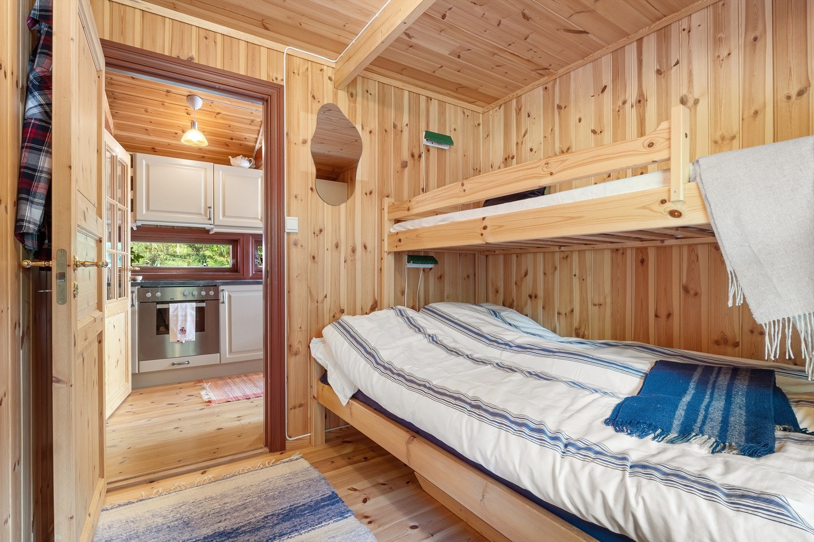 - Soverom 1 med praktisk køyeseng - Galleribilde