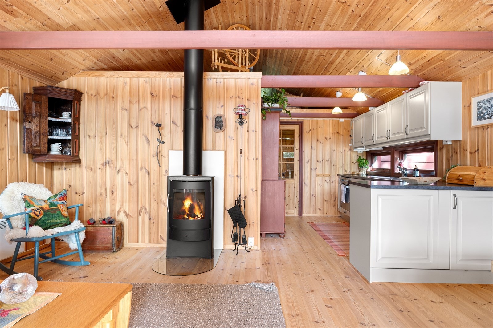 - Hytten fremstår velholdt og innbydende - Galleribilde