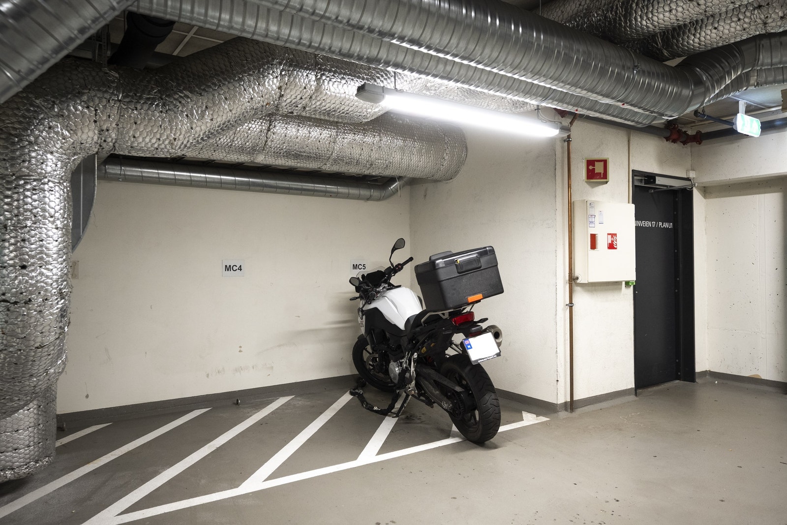 MC-plass medfølger Galleribilde