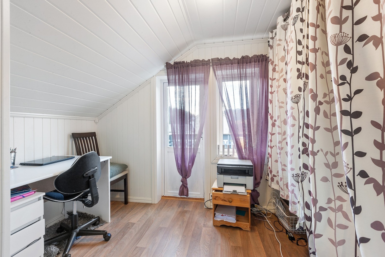 Soverom/kontor Galleribilde