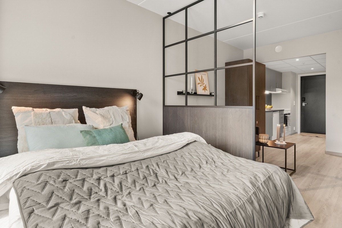 Velkommen til populære studinen! Dette er 25kvm rom Galleribilde