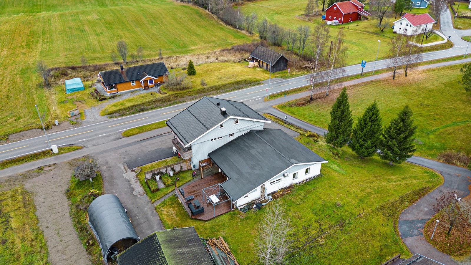 Oversiksbilde. Galleribilde