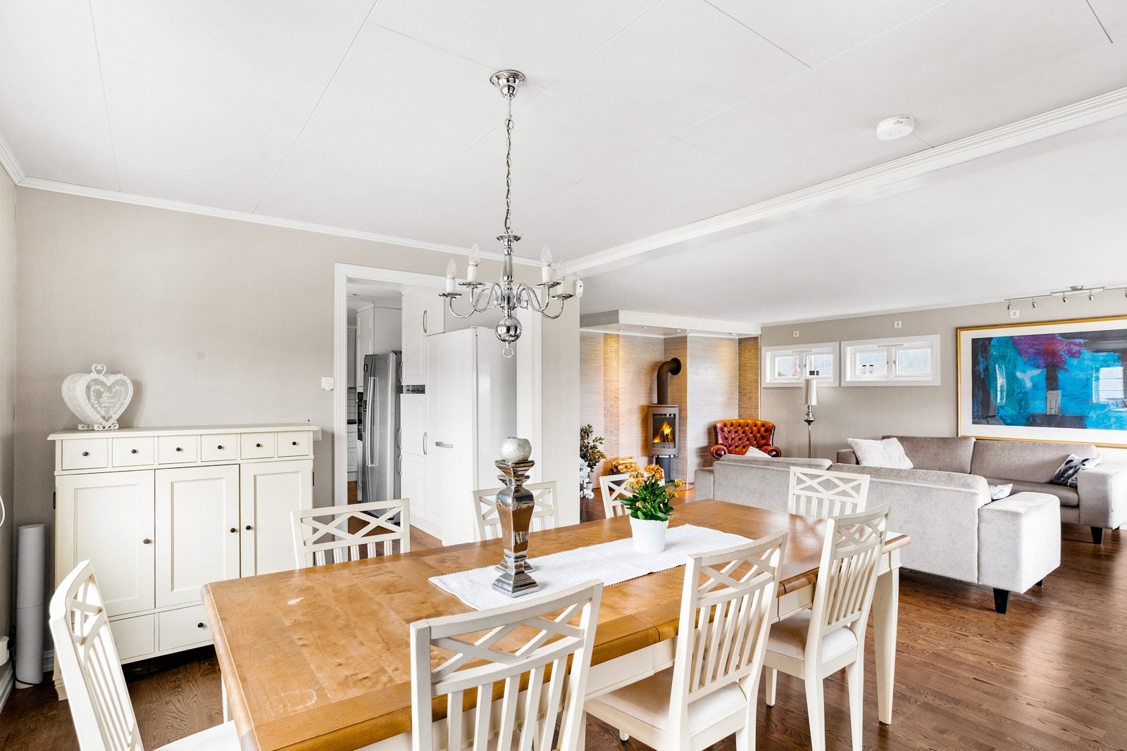 Spisestue. Galleribilde