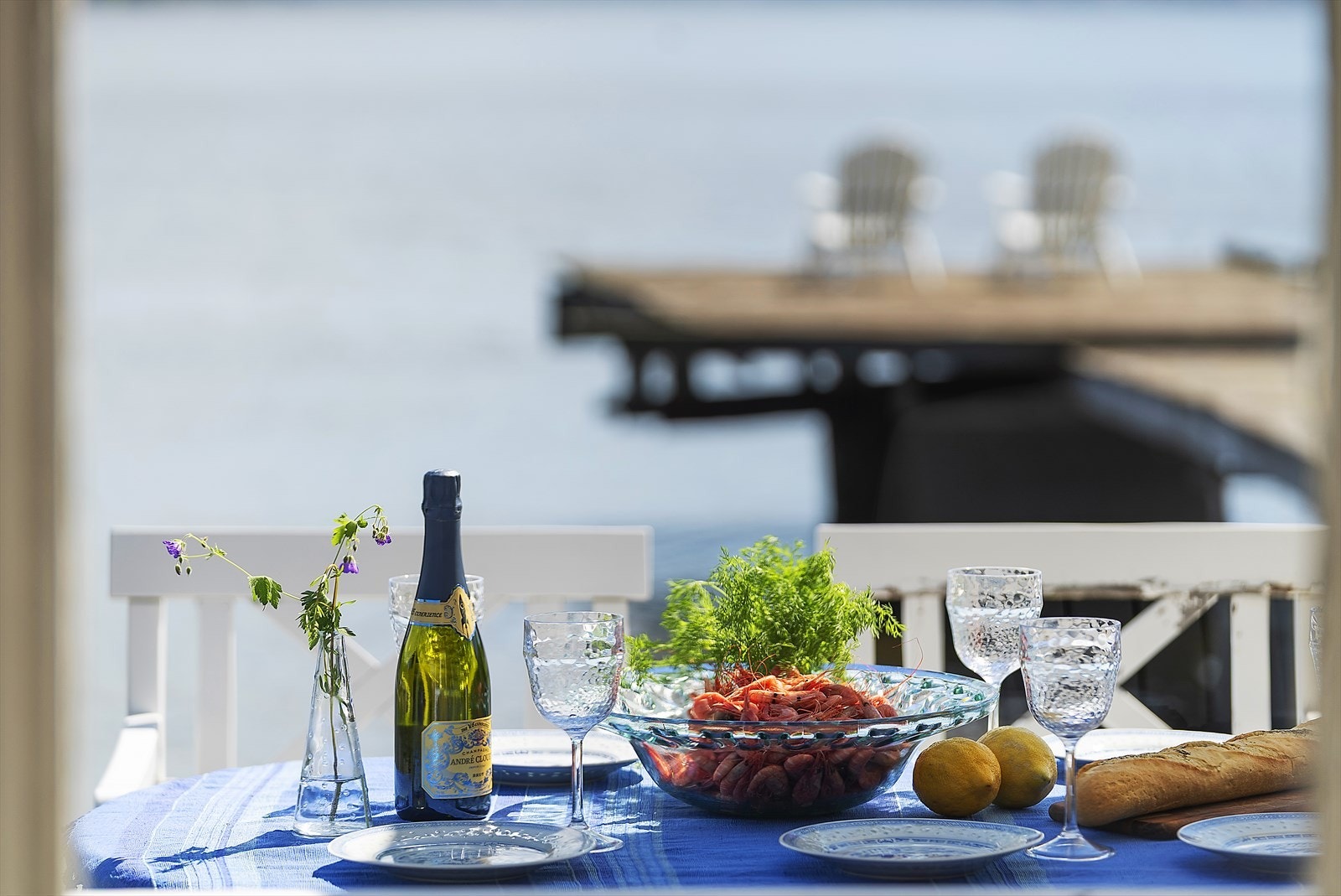 Fine sommerdager kan nytes på brygga! Galleribilde