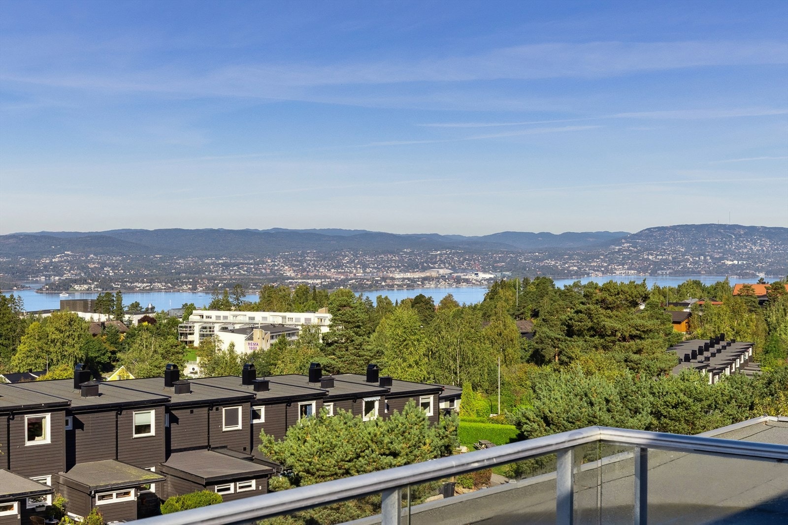Her får du utsikt helt fra Asker i sør til Holmenkollen i nord. Galleribilde