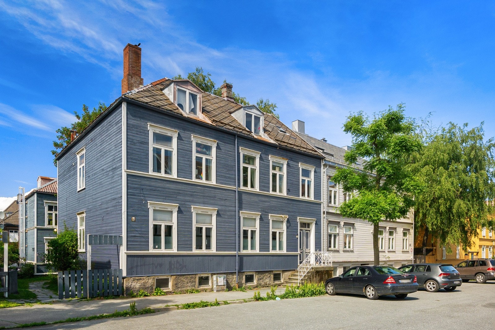 Det er soneparkering i området. Galleribilde