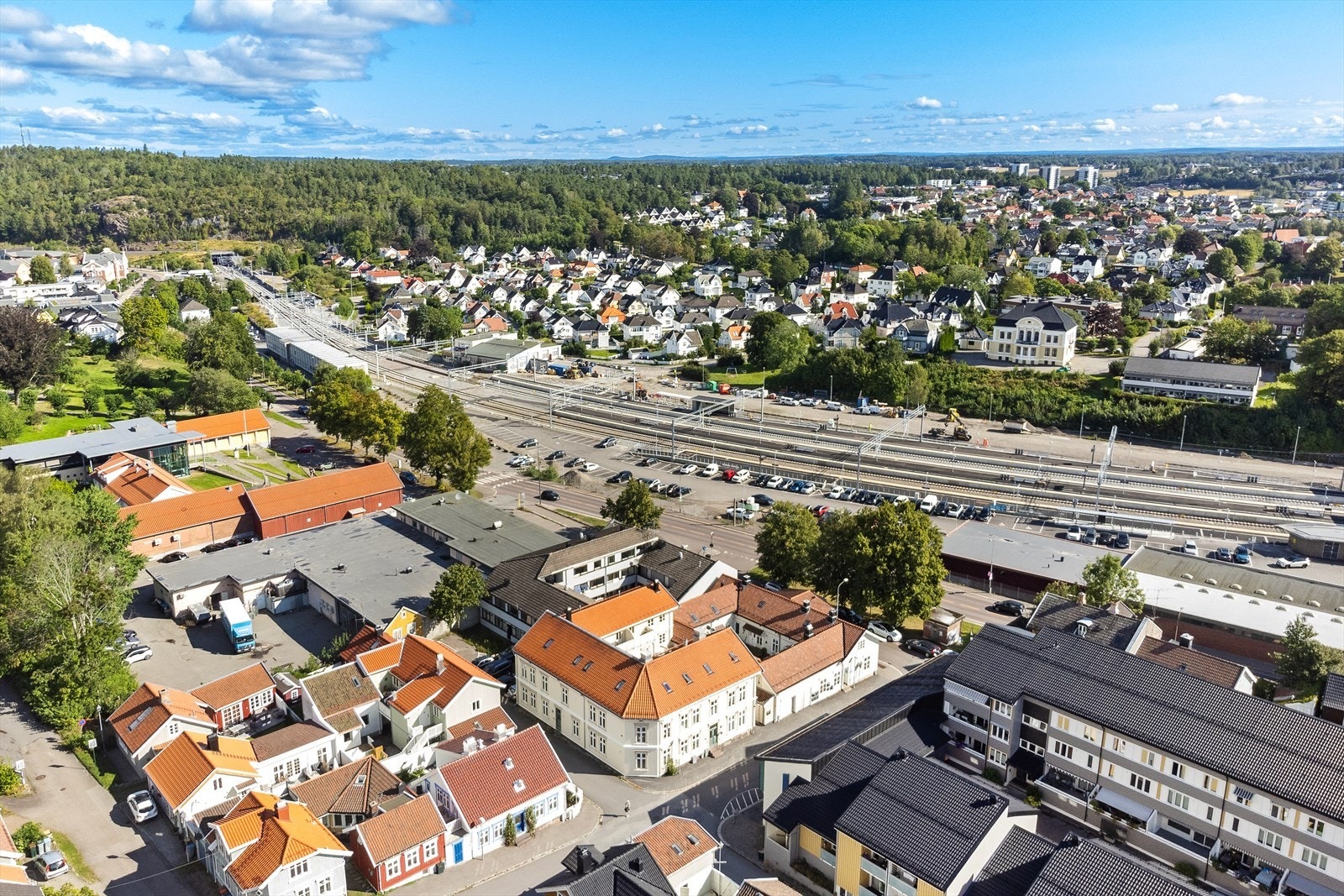 Beliggenheten rett ved Slottsfjellmuseet Galleribilde