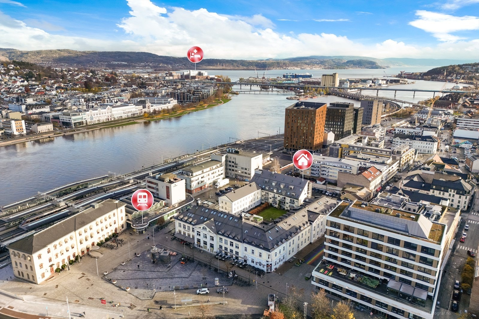 Leiligheten ligger meget sentralt på Strømsø med umiddelbar nærhet til et rikt utvalg av service- og underholdningstilbud Galleribilde