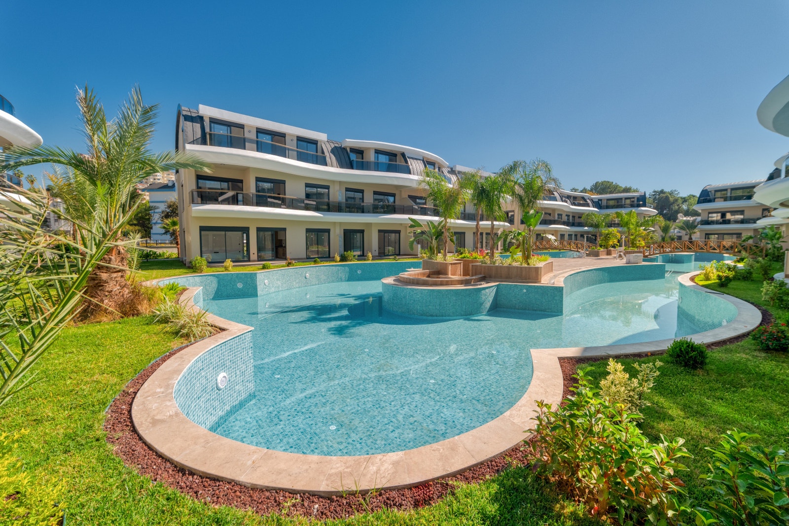 Garden - Pool Area Galleribilde