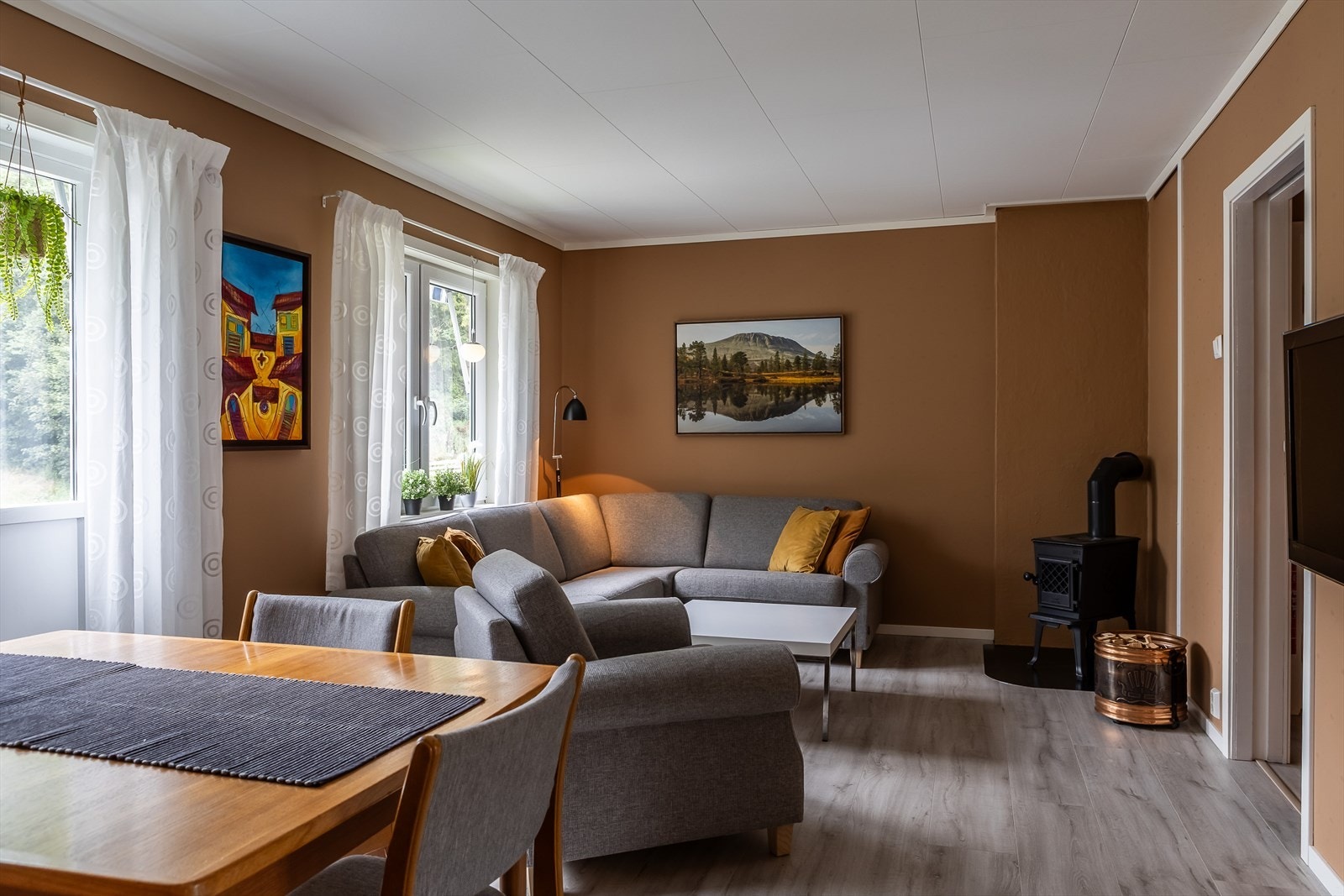 Aktiv v/Sindre Tjønn presenterer Sam Eydes gate 340 Galleribilde