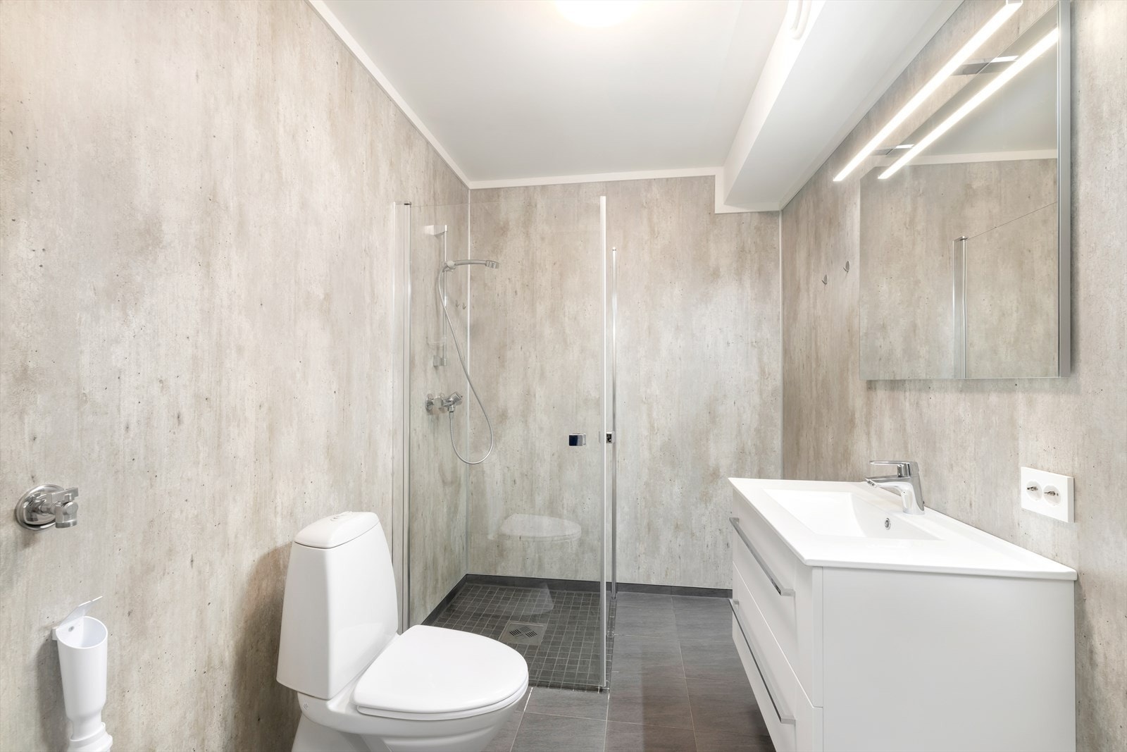 Opplegg for vaskemaskin. Galleribilde