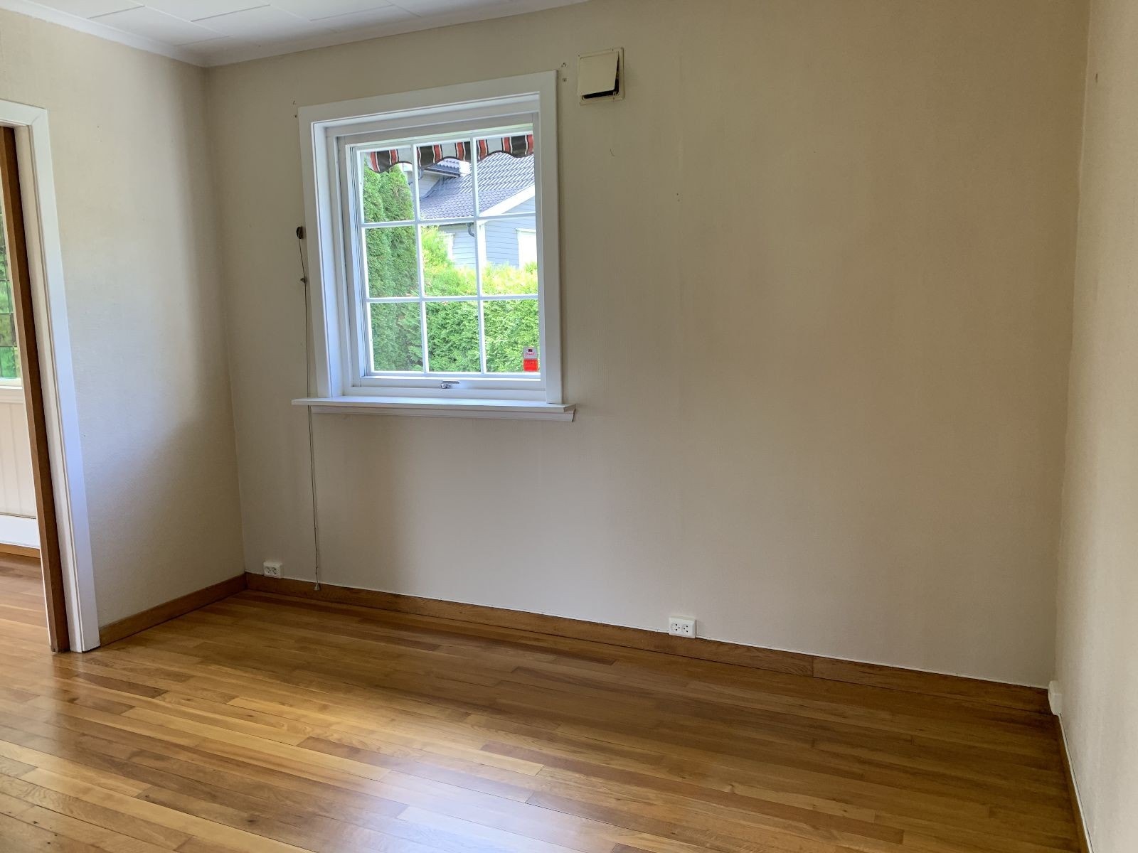 Dipsonibelt rom Galleribilde