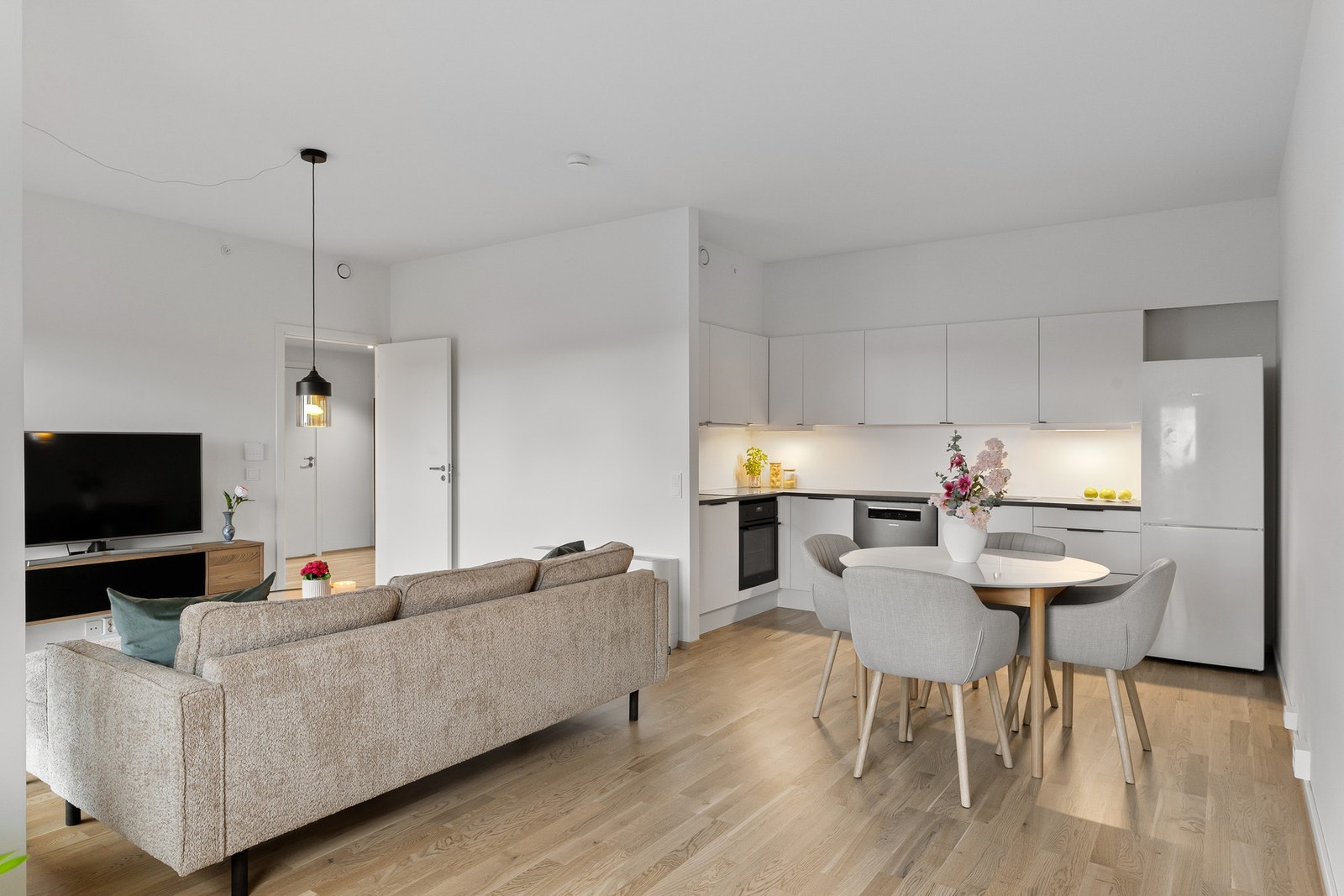 God spiseplass. Her kan man også lage langbord ved behov. Galleribilde