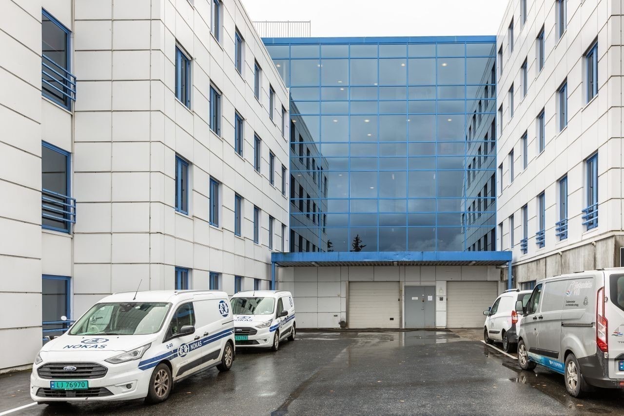 Kjøreport med direkte tilgang til lagerarealer. Galleribilde