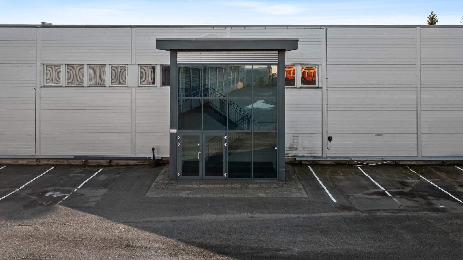 Egen inngang Galleribilde