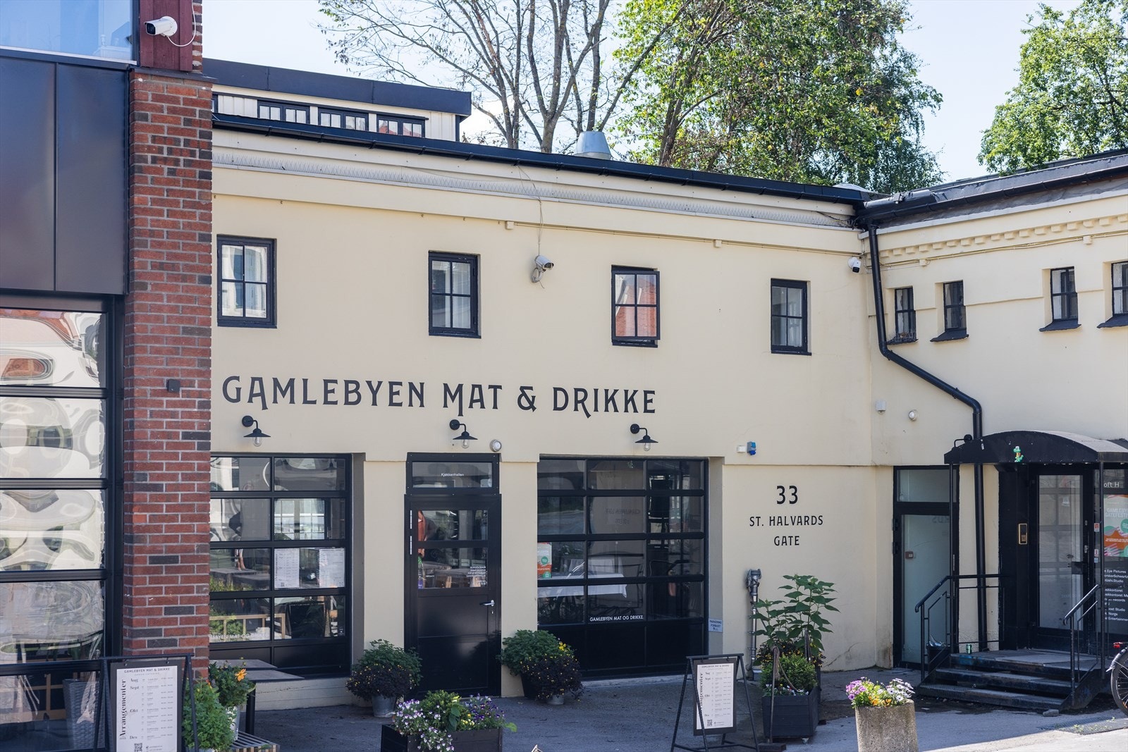 Her bor man kort avstand til Gamlebyen mat og drikke. Galleribilde