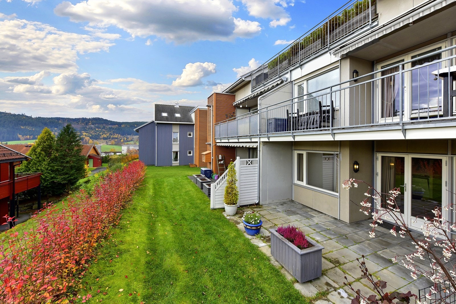 Leiligheten har uteplass på bakkenivå mot sør Galleribilde