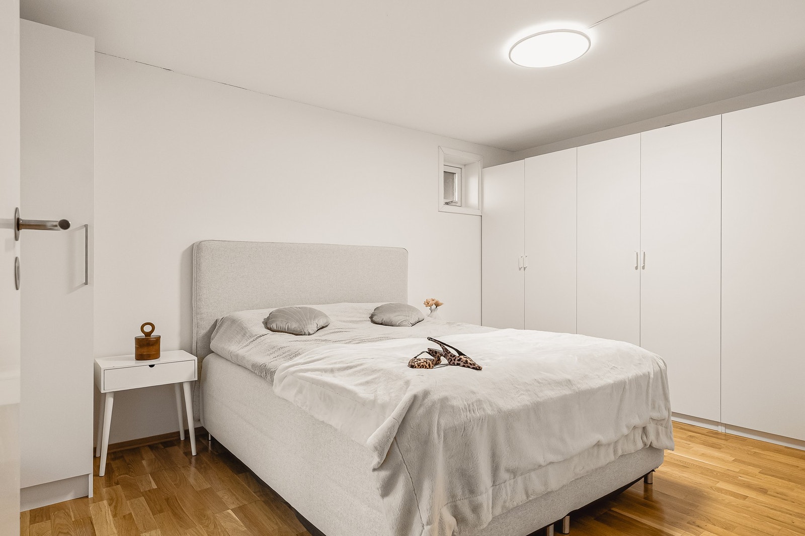 Her er det god plass til å innrede med dobbeltseng og annet ønskelig møblement. Galleribilde