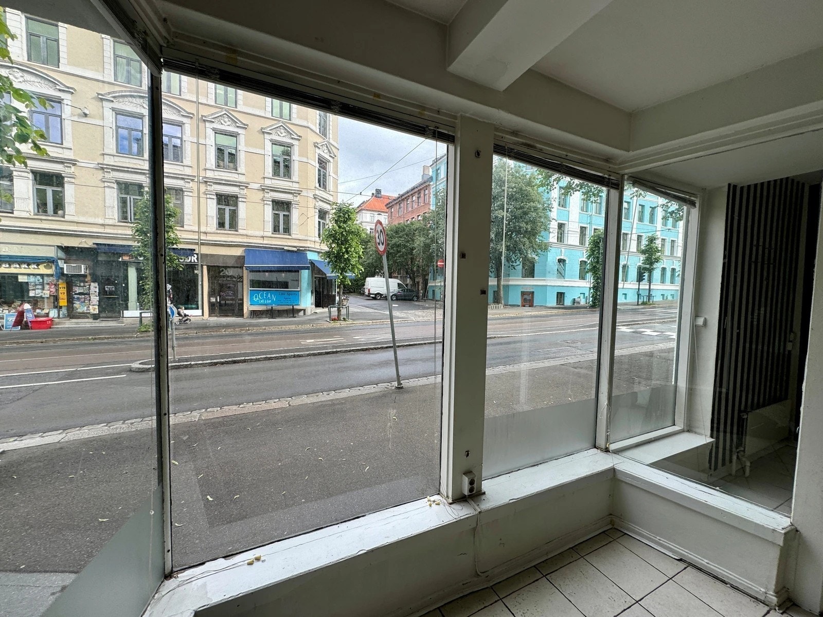 Lokale 1 Ut mot Trondheimsveien Galleribilde