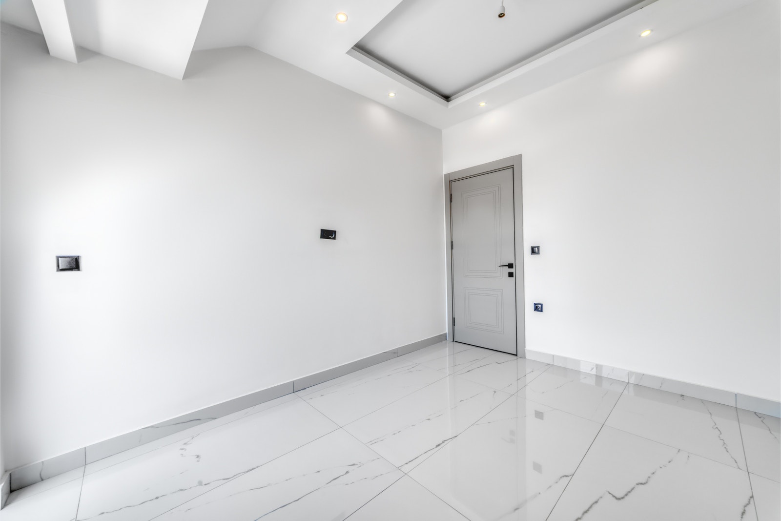 1st Bedroom Galleribilde