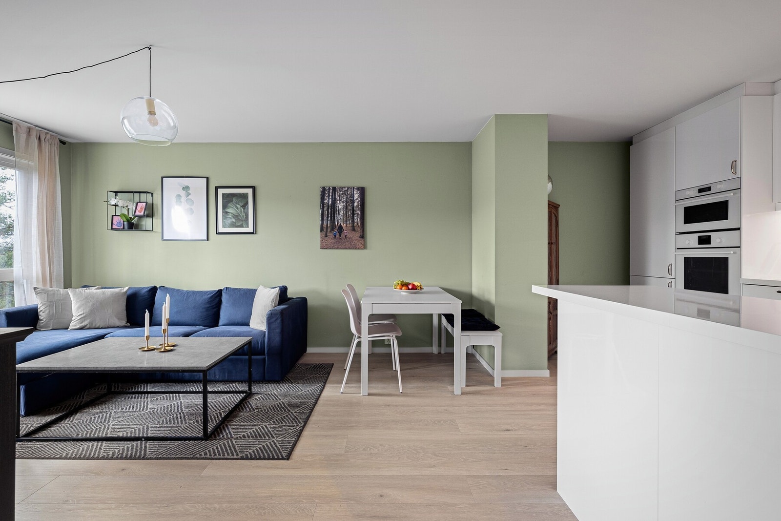 Fra stuen er det utgang til en flott balkong på 7 m². Galleribilde